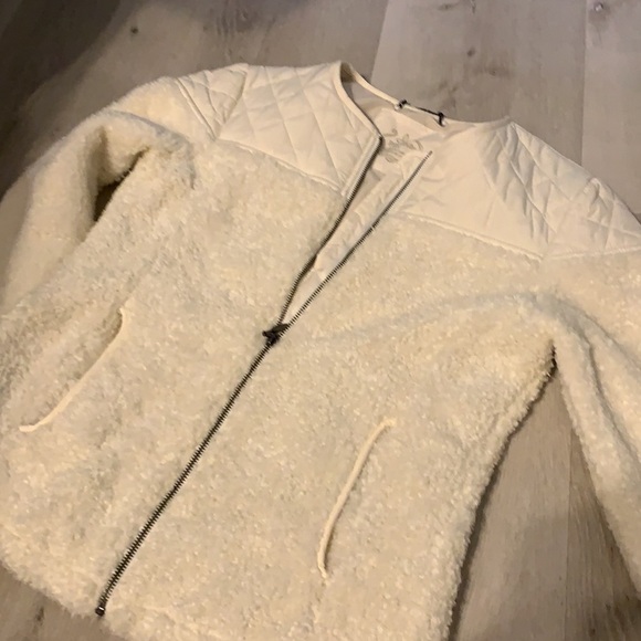 Prana good luxe White Furry Full Zip Jacket Great‎ - Picture 12 of 14